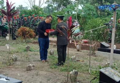 Dandim 0829/Bangkalan Pimpin Upacara Pemakaman Militer Alm. Kapten Kav Handri Tjahyo